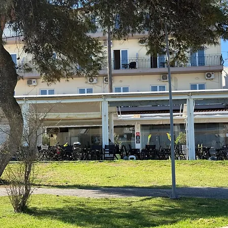 Plaza 2* Χανιώτη