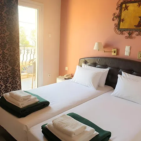 Hotel Plaza 2*