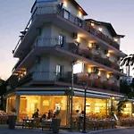 Plaza Hotel Hanioti