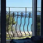 Hotel Plaza 2*