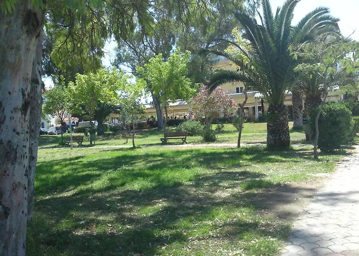 فندق Plaza 2*